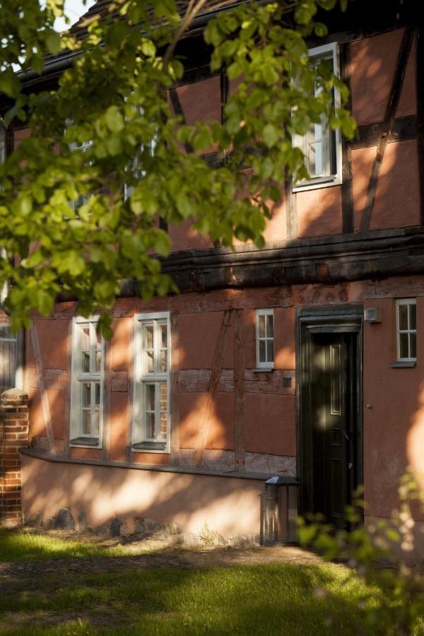 Villa Lehnschulzenhof Viesen à Rogasen Extérieur photo